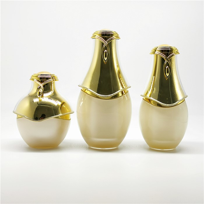 Golden Airless Bottle|BY039