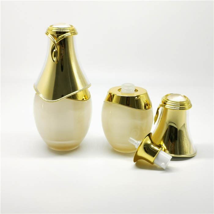 Golden Airless Bottle|BY039
